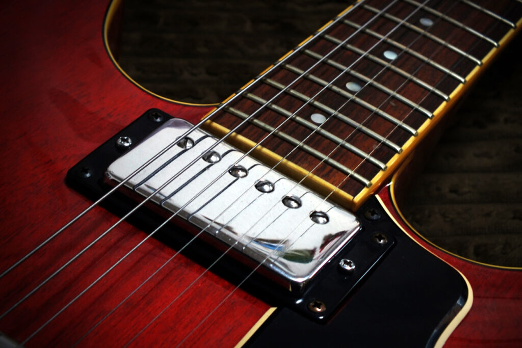 ES-335の中古を購入する際の注意点